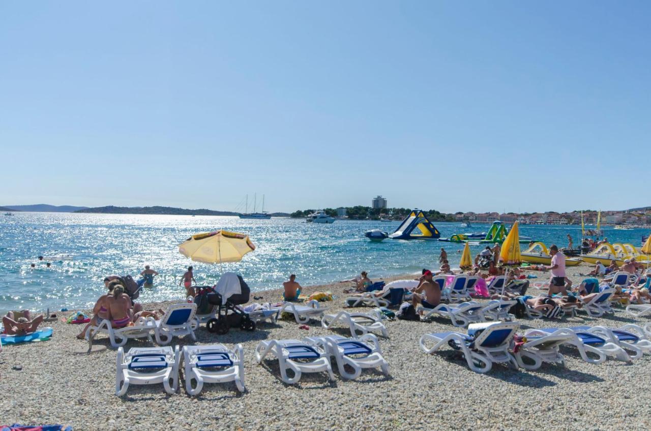 Apartments Anastazija Vodice Exteriör bild