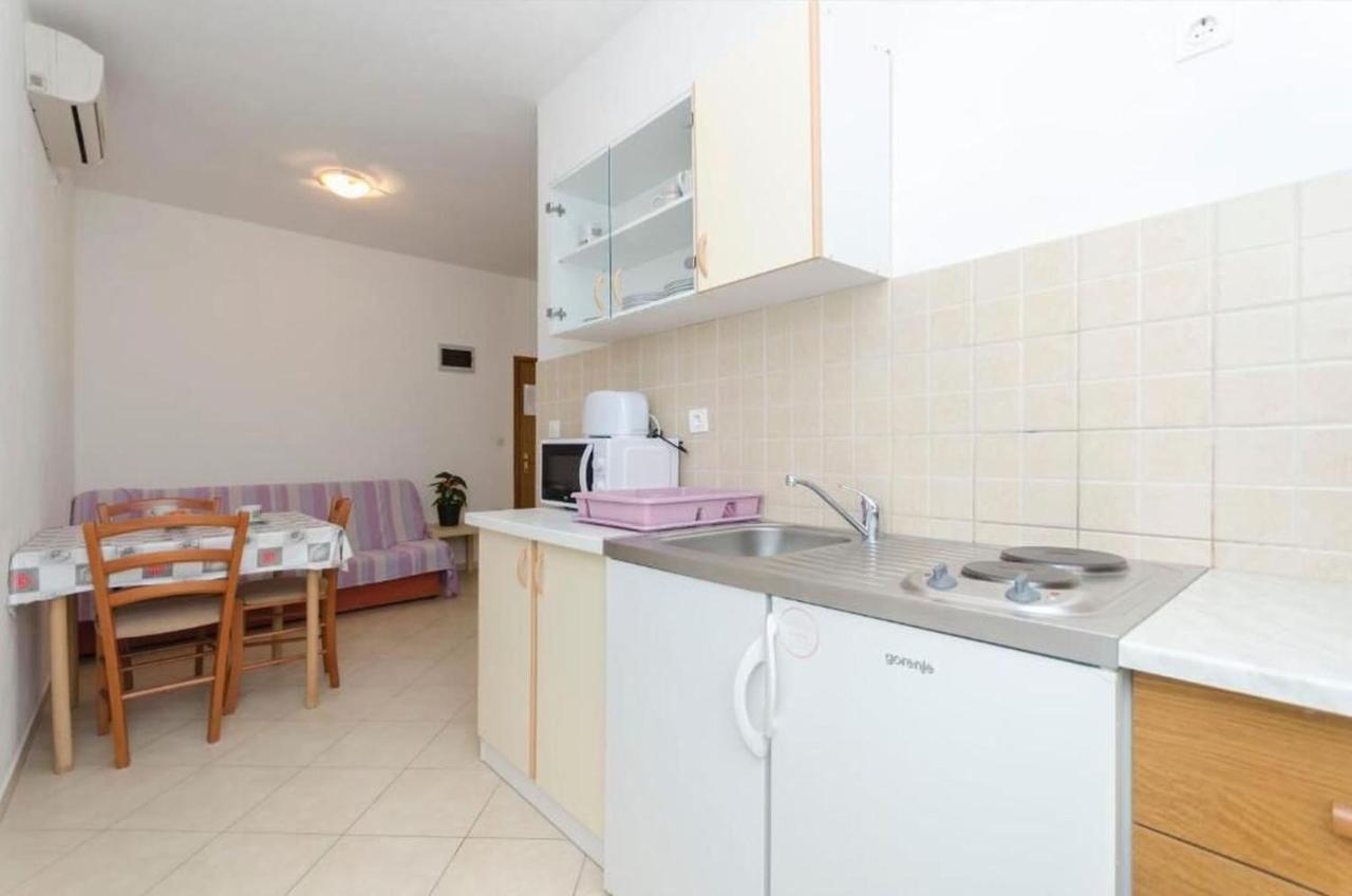 Apartments Anastazija Vodice Exteriör bild