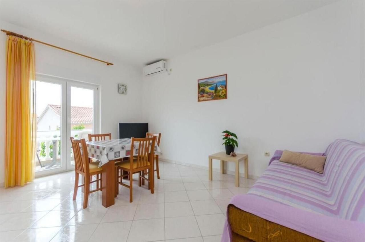 Apartments Anastazija Vodice Exteriör bild