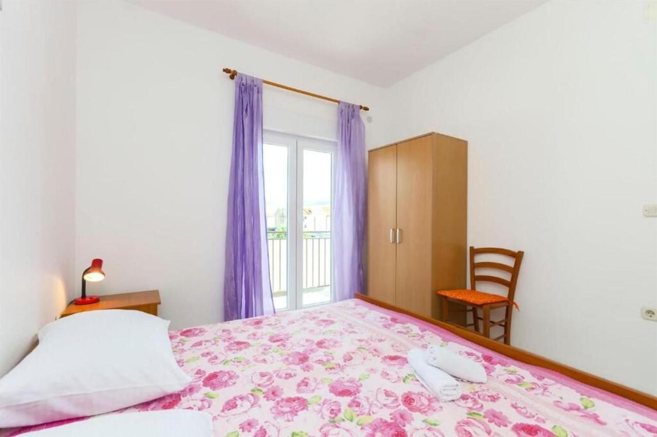 Apartments Anastazija Vodice Exteriör bild