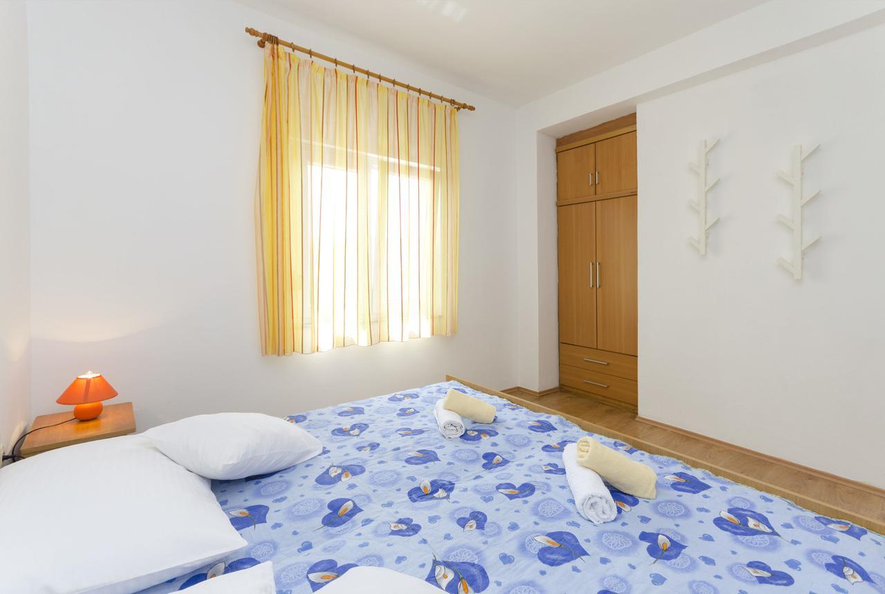Apartments Anastazija Vodice Exteriör bild
